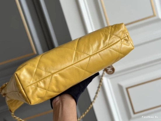 Firstbag Ru CHANEL SMALL HANDBAG 22 0809